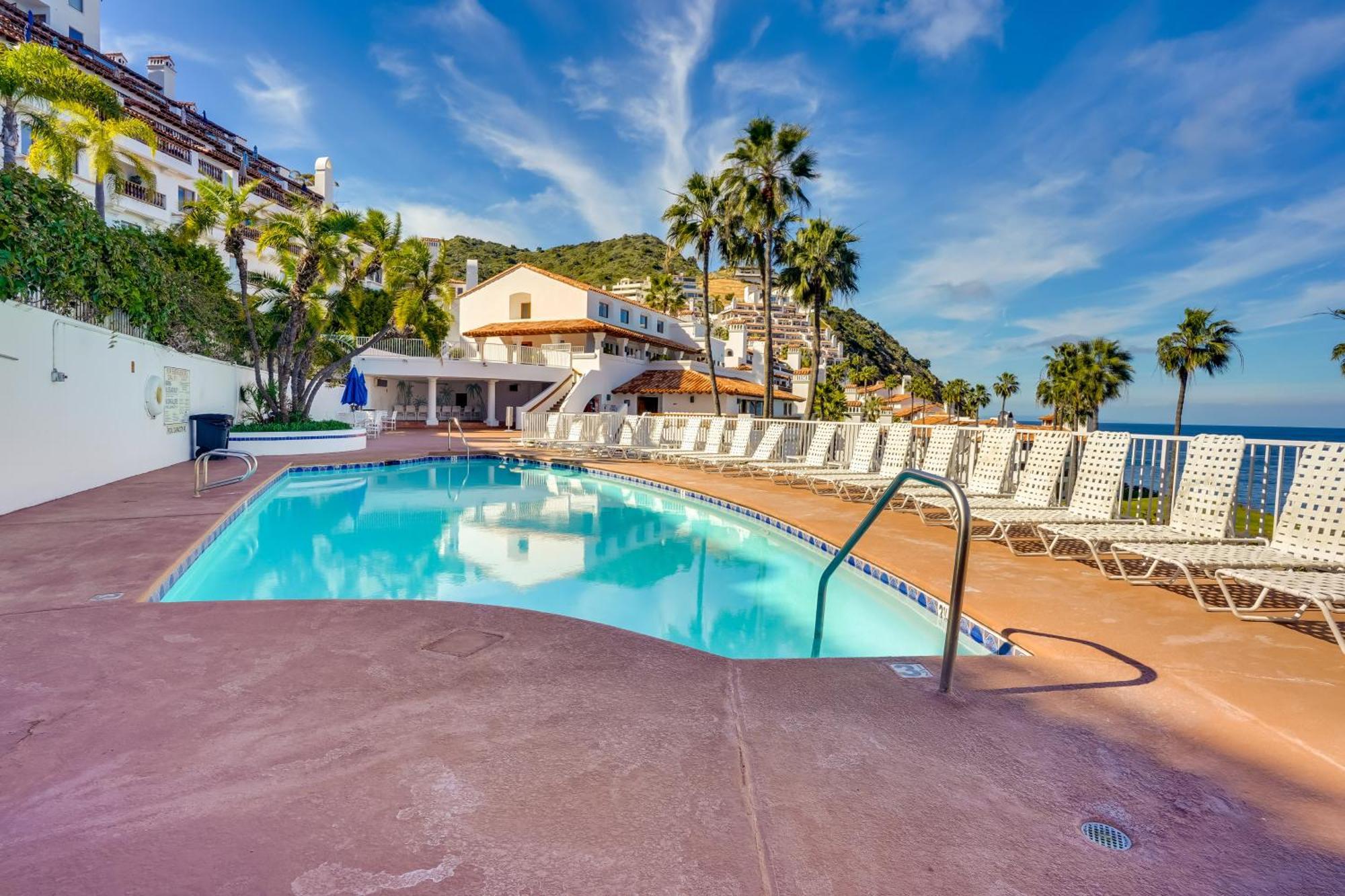 Apartment Gorgeous Catalina Island With Golf Cart!